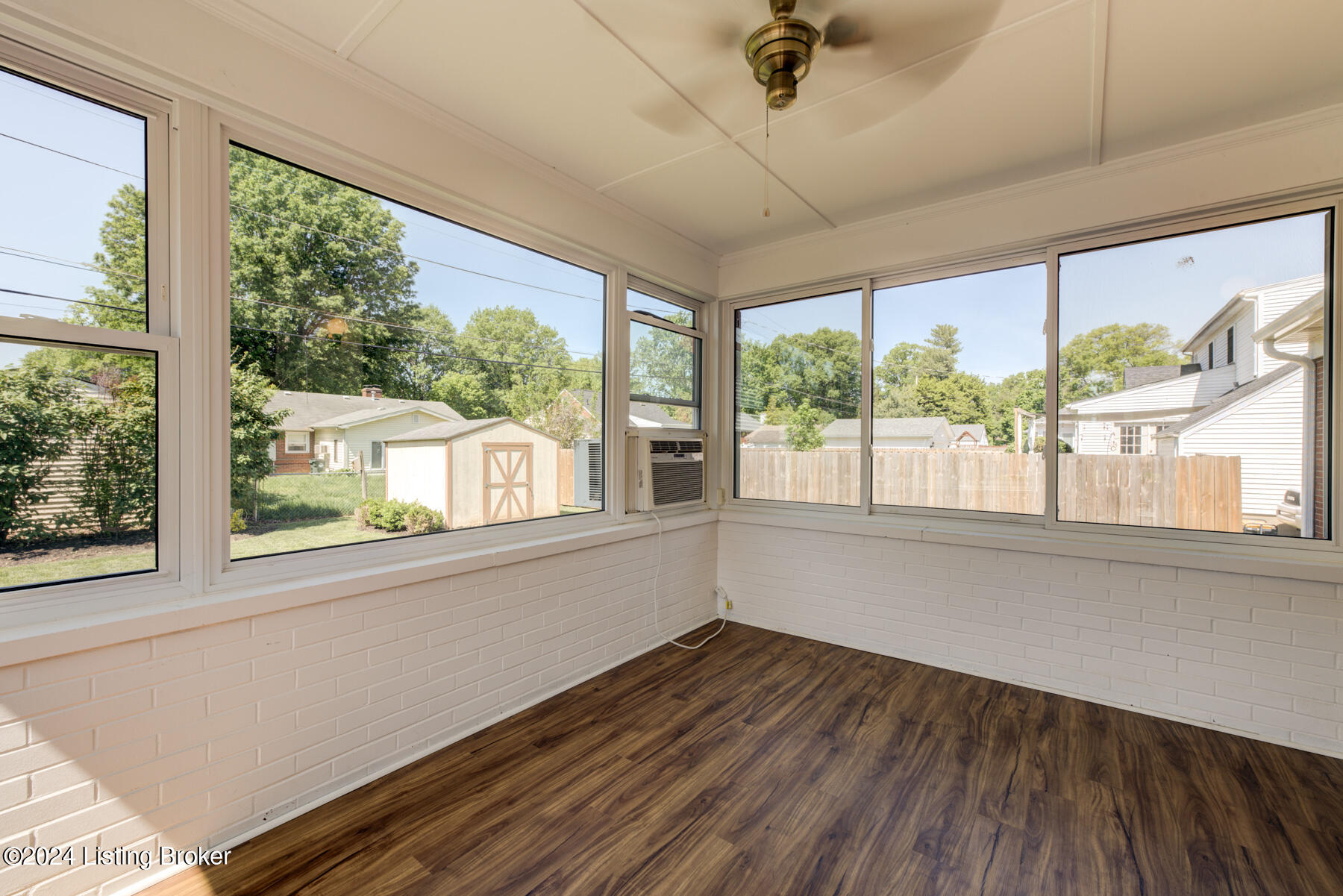 208 Alcott Road Louisville, KY 40207 - Photo 31 of 40 GSP-208 Alcott Rd-28