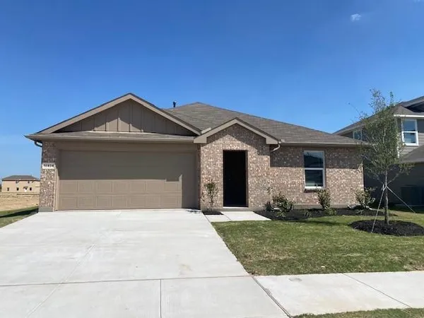 $2,100 | 16604 Hudson Pr Way, Justin, TX 76247