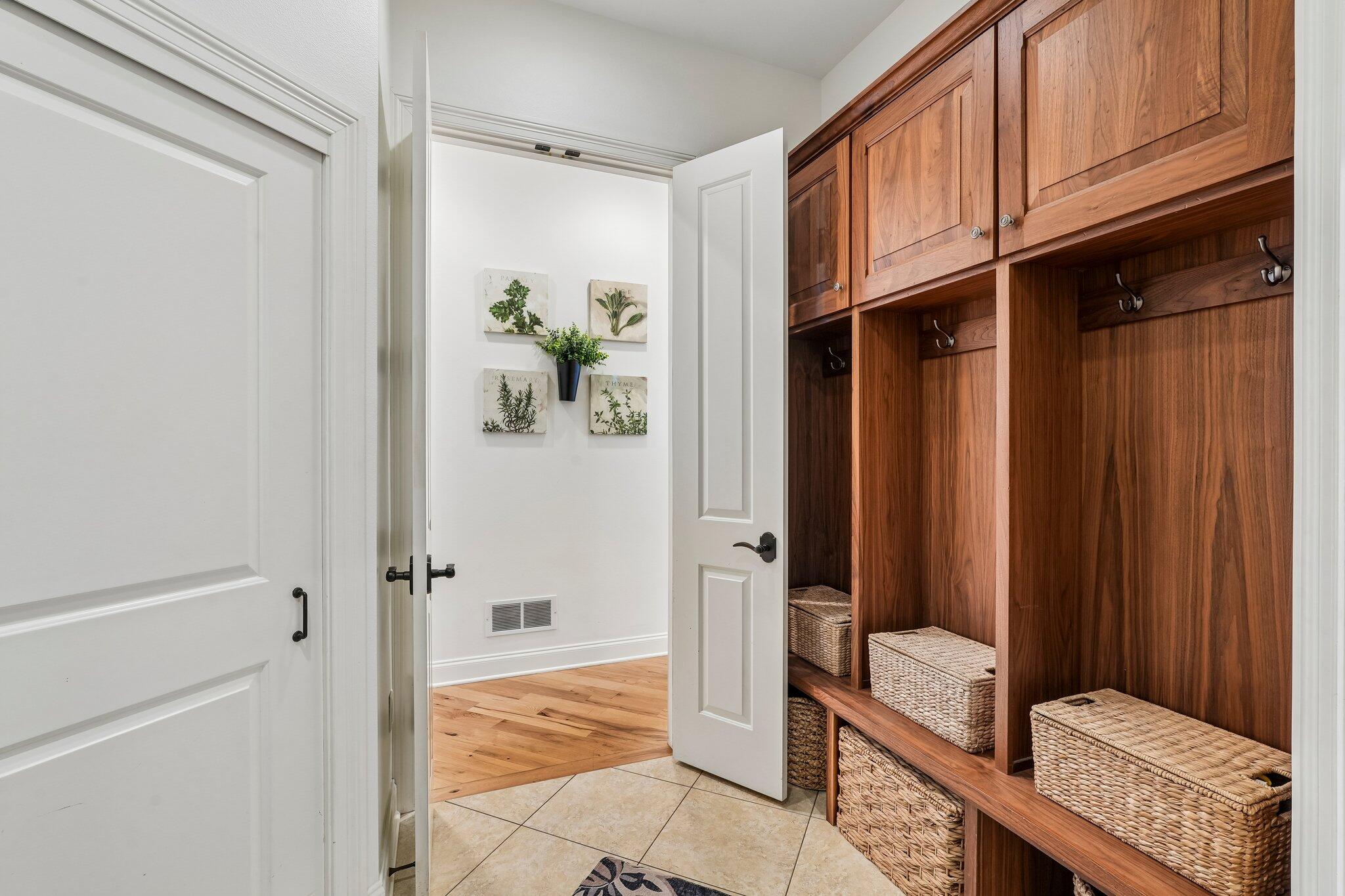 W343N6293 South Bayview Road Oconomowoc, WI 53066 - Photo 50 of 104 Rear hall with cubbies