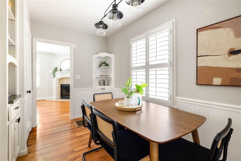 2406 Woodridge Drive Decatur, GA 30033 - Photo 11 of 37