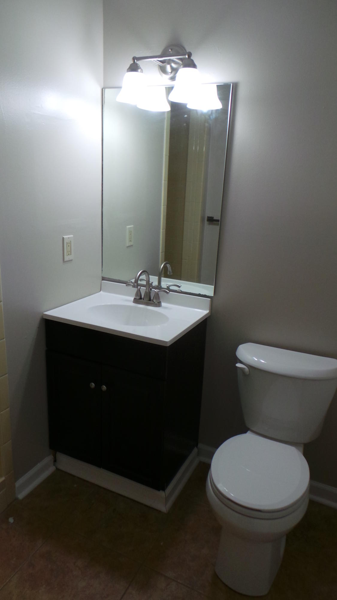 3717 Meadowlark Road Roanoke, VA 24018 - Photo 26 of 29 DOWNSTAIRS BATH