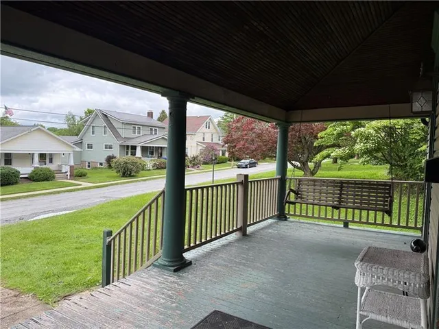 $234,900 | 216 Center Street, Slippery Rock, PA 16057