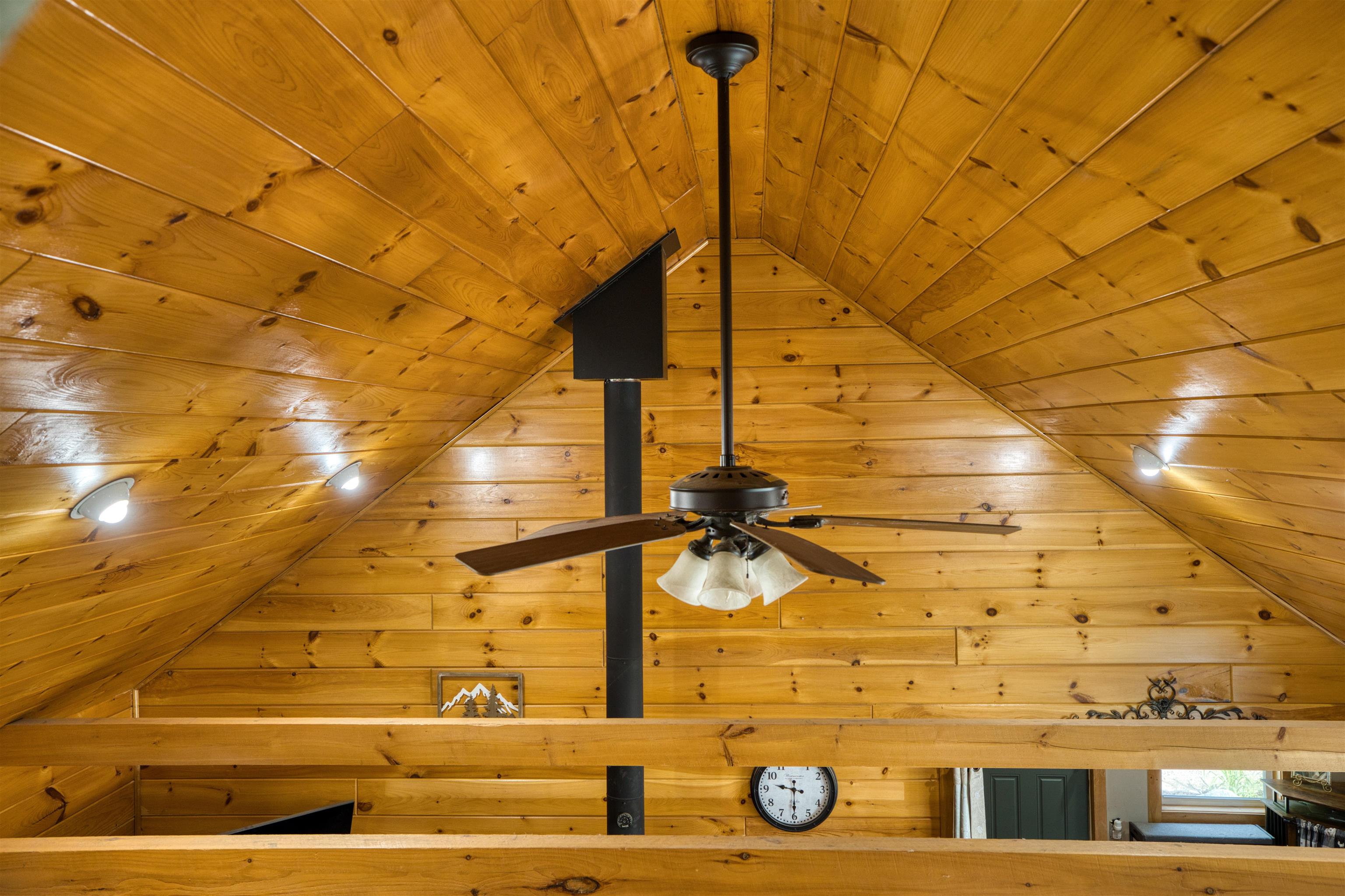 29 Gray Fox Road Effingham, NH 03882 - Photo 20 of 37