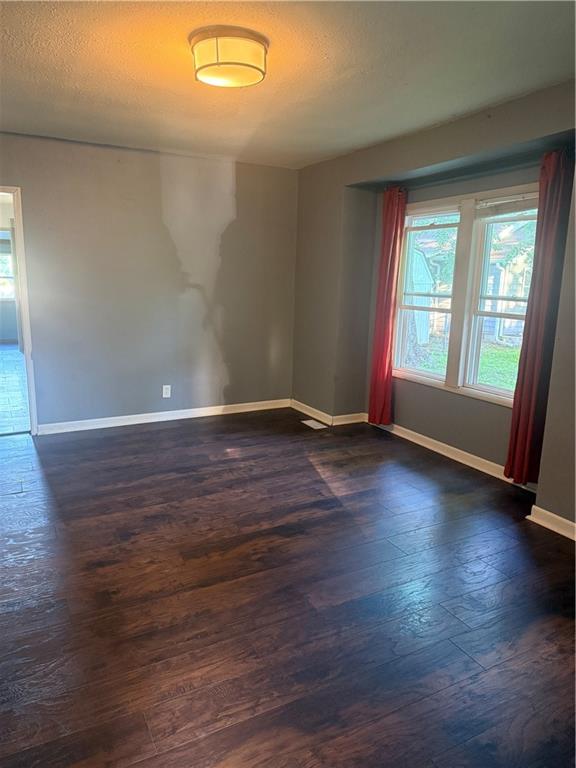 2313 Agency Road St. Joseph, MO 64503 - Photo 2 of 11