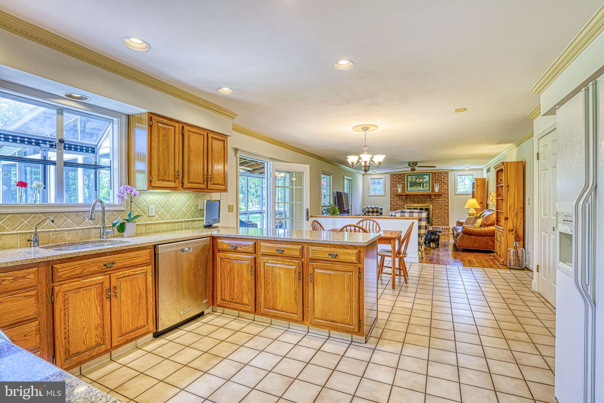 12809 Falls Road Cockeysville, MD 21030 - Photo 23 of 34