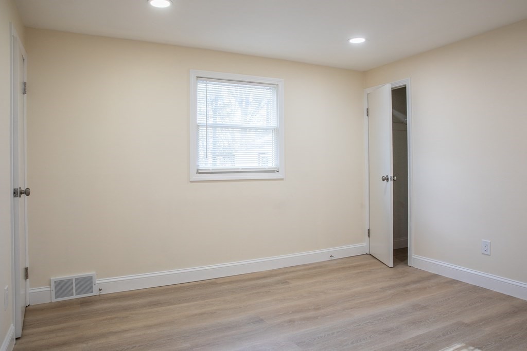 151 Switzer Avenue Springfield, MA 01109 - Photo 13 of 24 Gallery Image 13