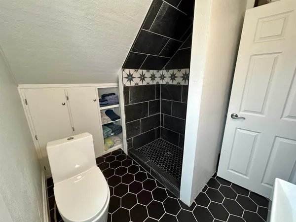 $224,900 | 724 West Oklahoma Street, Appleton, WI 54914