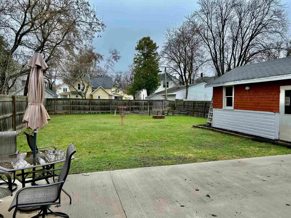 $224,900 | 724 West Oklahoma Street, Appleton, WI 54914