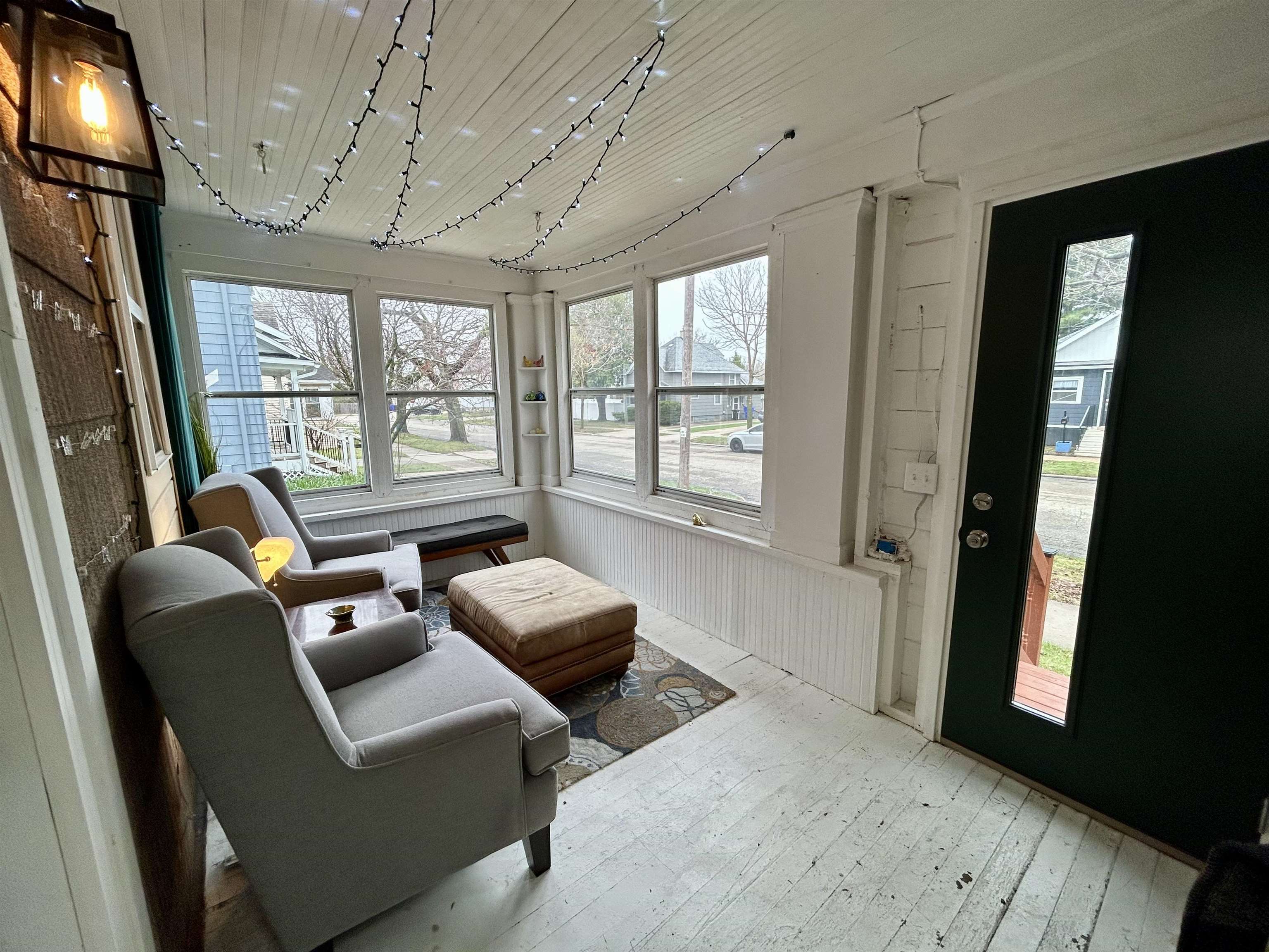 724 West Oklahoma Street Appleton, WI 54914 - Photo 3 of 21