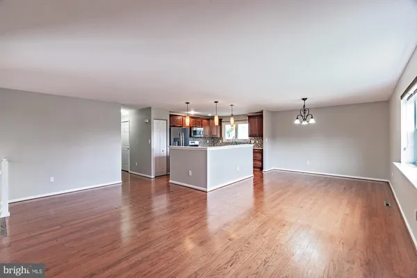 $2,800 | 9 Warren Drive, Newark, DE 19702
