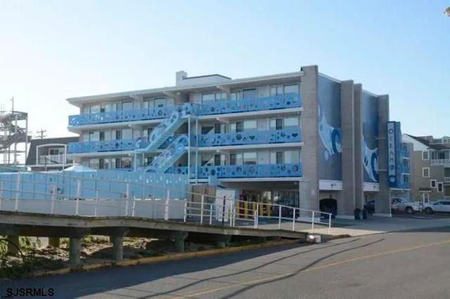 $308,900 | 870 East 7th Street, Unit 215, Ocean City, NJ 08226