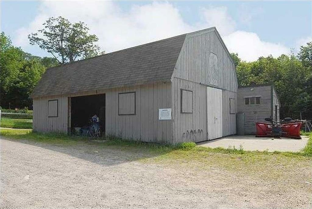 107 Beaver Hill Road Springvale, ME 04083 - Photo 19 of 34 Barn