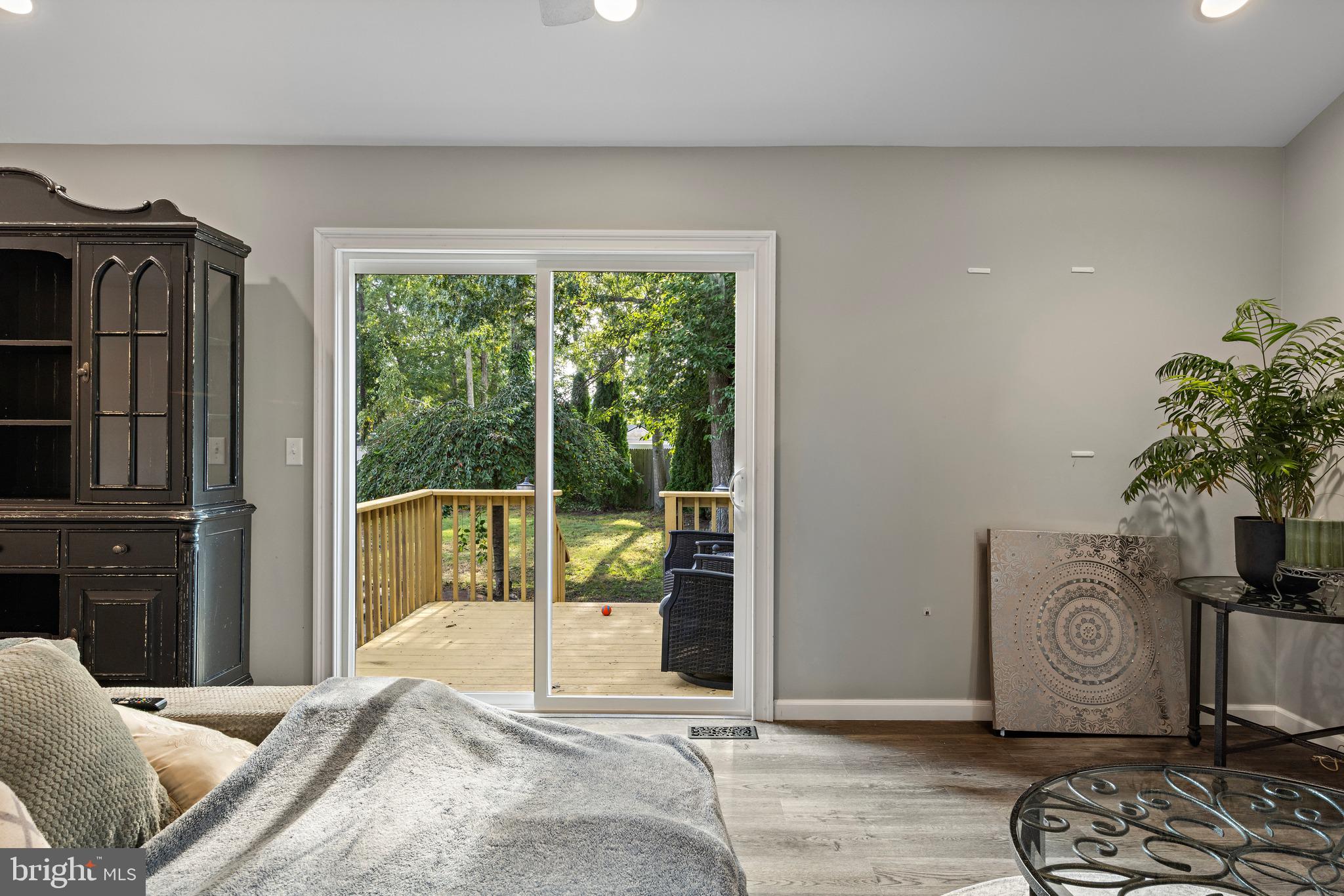 261 Wave Road Manahawkin, NJ 08050 - Photo 17 of 33 Gallery Image 17