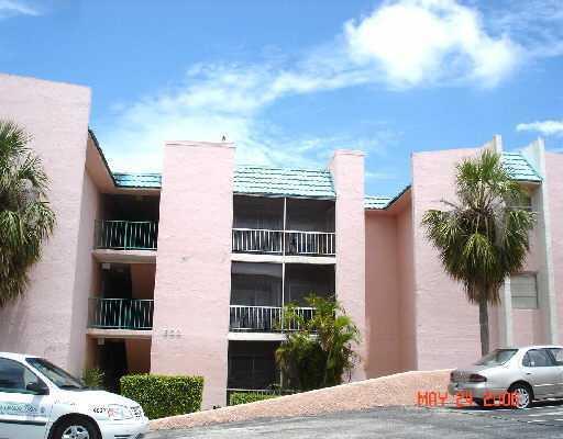 602 Northwest 13th Street, Unit 36 Boca Raton, FL 33486 - Photo 1 of 10 Primary Photo
