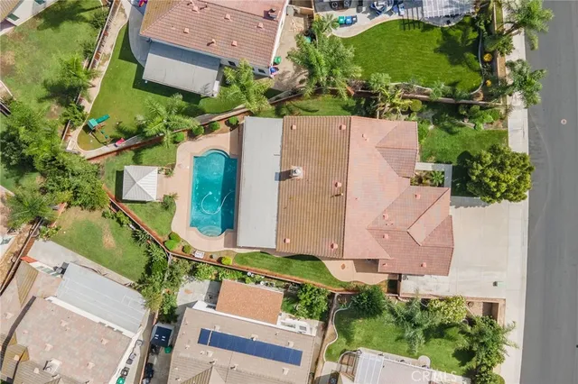 $925,000 | 13512 Aspen Leaf Lane, Eastvale, CA 92880