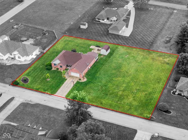 $499,900 | 636 Shel-Lyn Court, Greenfield, IN 46140