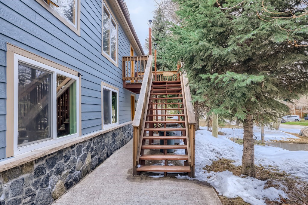 808 Deer Path Road Dillon, CO 80435 - Photo 31 of 39 Gallery Image 31