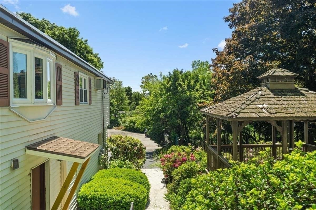 11 Pocono Road Worcester, MA 01605 - Photo 24 of 32