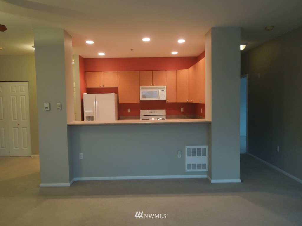 5020 Talbot Place South, Unit H Renton, WA 98055 - Photo 2 of 16 Gallery Image 2