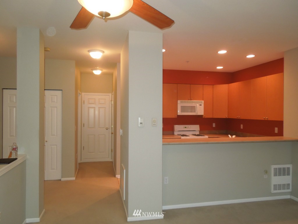 5020 Talbot Place South, Unit H Renton, WA 98055 - Photo 5 of 16 Gallery Image 5