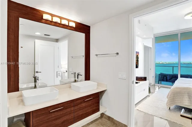 $876,000 | 601 Northeast 27th Street, Unit 1507, Miami, FL 33137