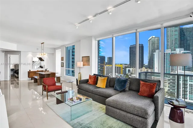 $876,000 | 601 Northeast 27th Street, Unit 1507, Miami, FL 33137