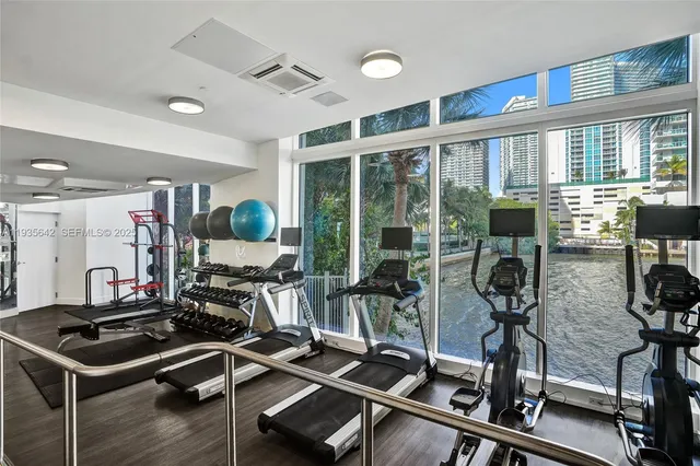 $876,000 | 601 Northeast 27th Street, Unit 1507, Miami, FL 33137
