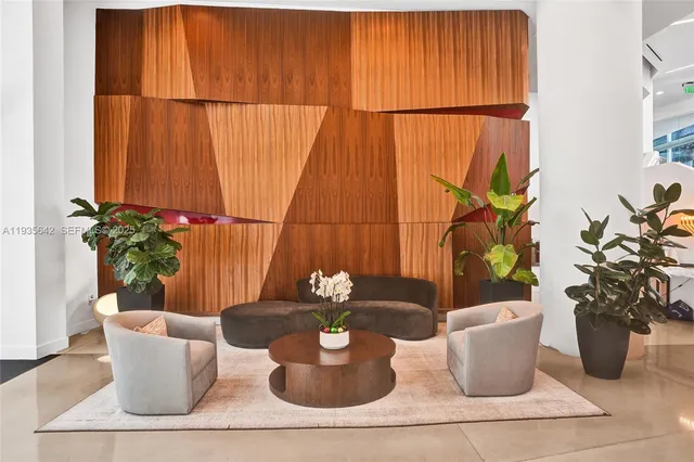 $876,000 | 601 Northeast 27th Street, Unit 1507, Miami, FL 33137