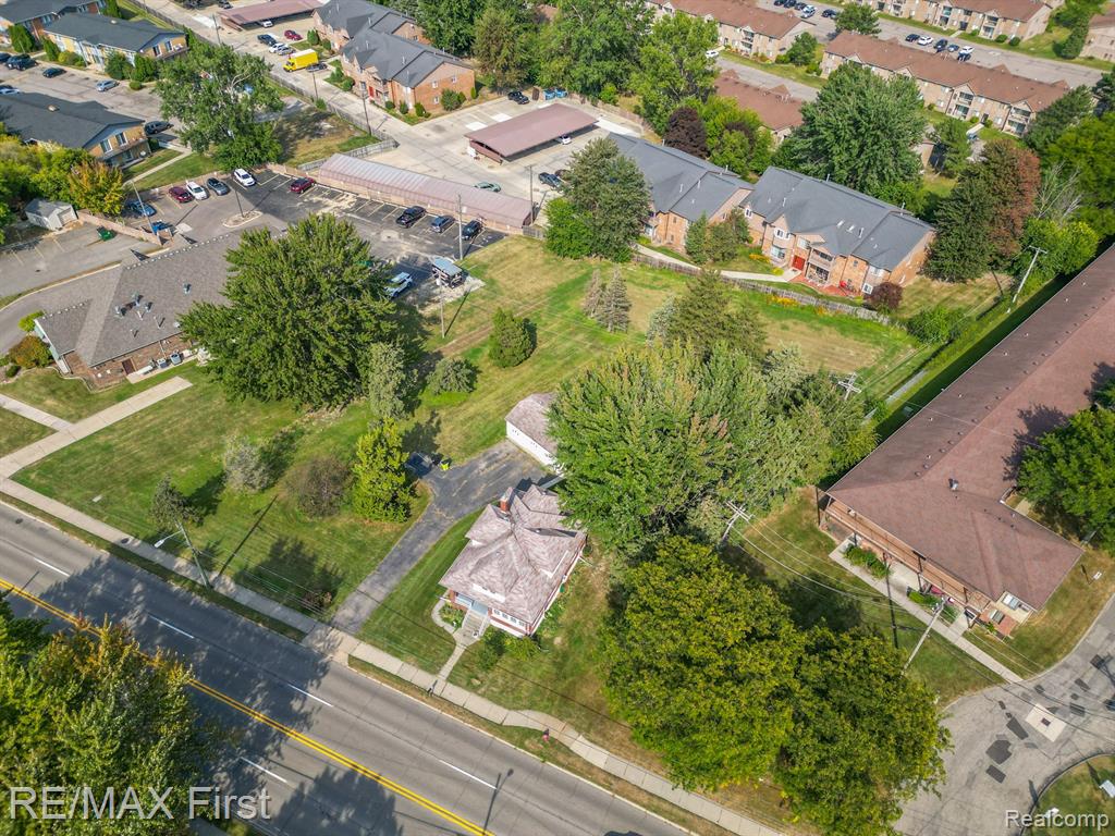 30504 Utica Road Roseville, MI 48066 - Photo 9 of 41 Gallery Image 9