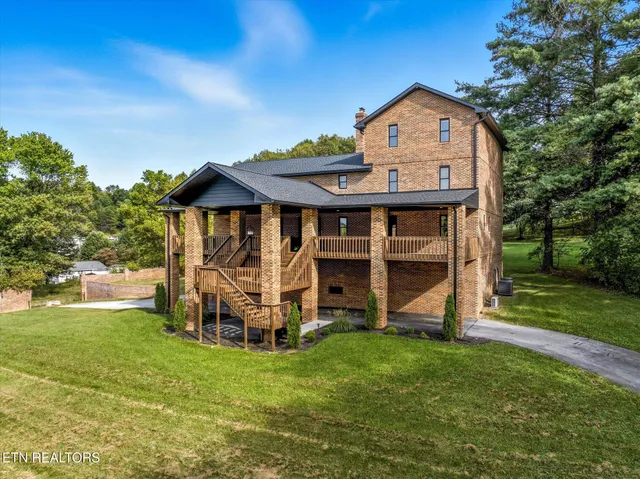 $699,900 | 120 Brookfield Drive, Kingsport, TN 37663