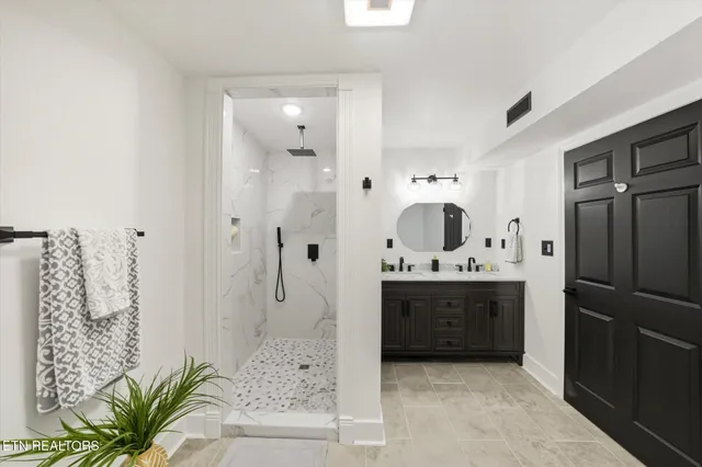 $694,900 | 120 Brookfield Drive, Kingsport, TN 37663