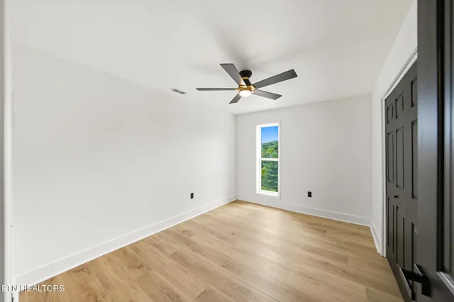 $694,900 | 120 Brookfield Drive, Kingsport, TN 37663