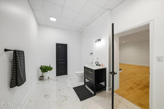 $694,900 | 120 Brookfield Drive, Kingsport, TN 37663