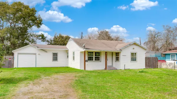$149,000 | 710 Roosevelt, La Marque, TX 77568