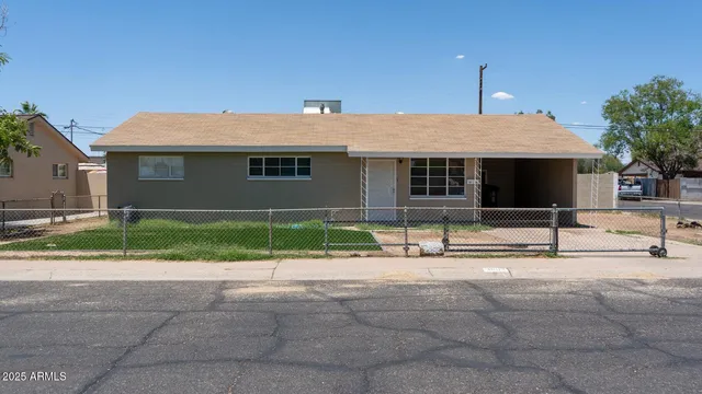 $2,000 | 3802 West Mulberry Drive, Phoenix, AZ 85019