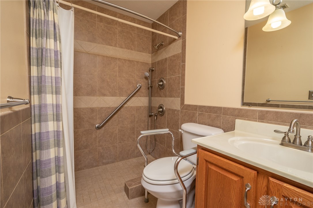 2341 Springmill Road Kettering, OH 45440 - Photo 34 of 60