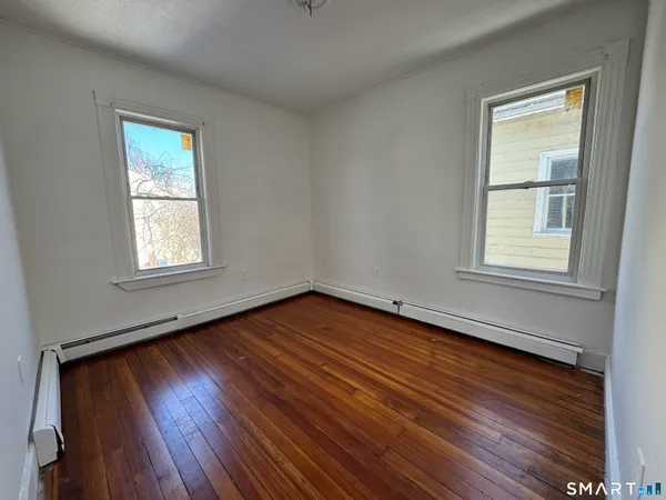 $1,600 | 46-48 Pliny Street, Hartford, CT 06120