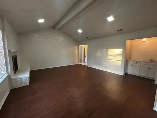 $1,995 | 2716 Sibley Drive, Arlington, TX 76015