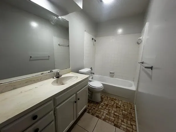 $1,995 | 2716 Sibley Drive, Arlington, TX 76015