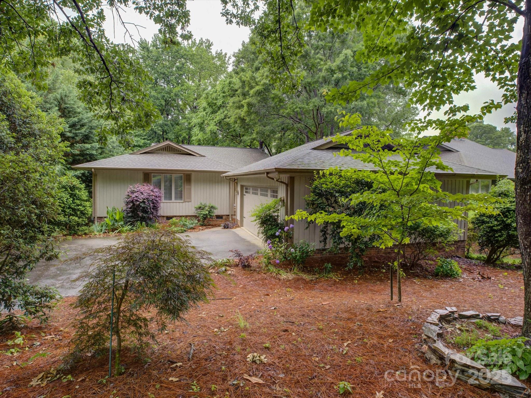 8 Sunrise Point Road Lake Wylie, SC 29710 - Photo 1 of 48