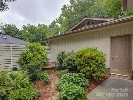 $639,000 | 8 Sunrise Point Road, Lake Wylie, SC 29710