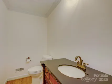 $639,000 | 8 Sunrise Point Road, Lake Wylie, SC 29710