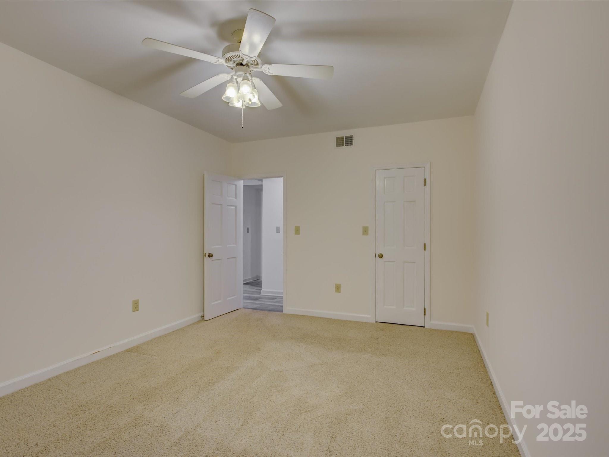 8 Sunrise Point Road Lake Wylie, SC 29710 - Photo 31 of 48