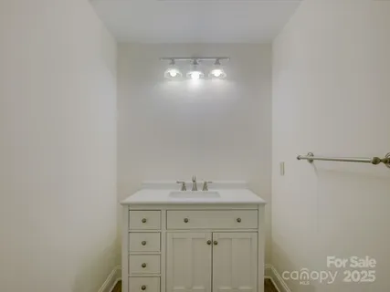 $639,000 | 8 Sunrise Point Road, Lake Wylie, SC 29710