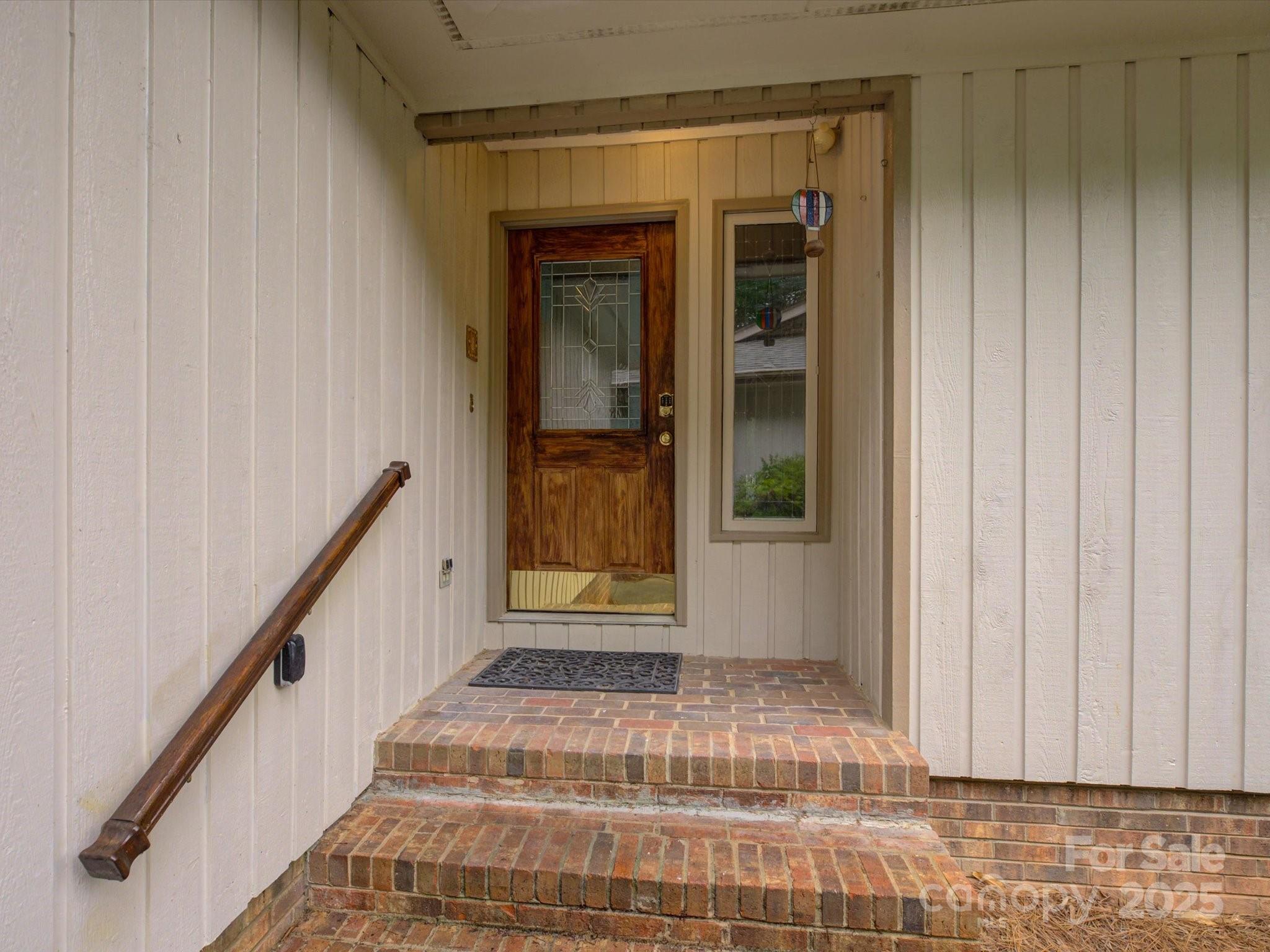 8 Sunrise Point Road Lake Wylie, SC 29710 - Photo 4 of 48