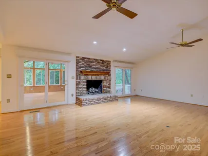 $639,000 | 8 Sunrise Point Road, Lake Wylie, SC 29710