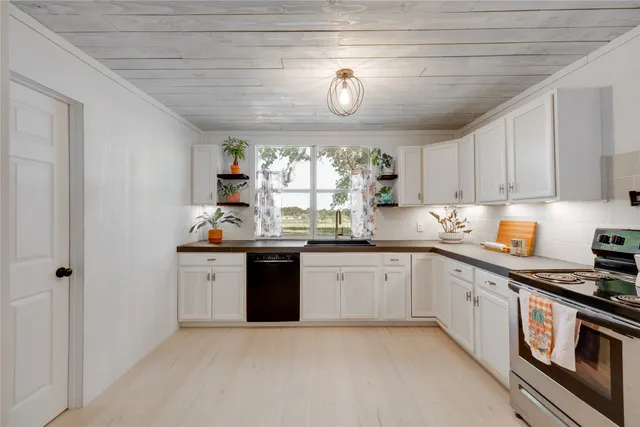 $274,000 | 630 County Road 1855, Grapeland, TX 75844