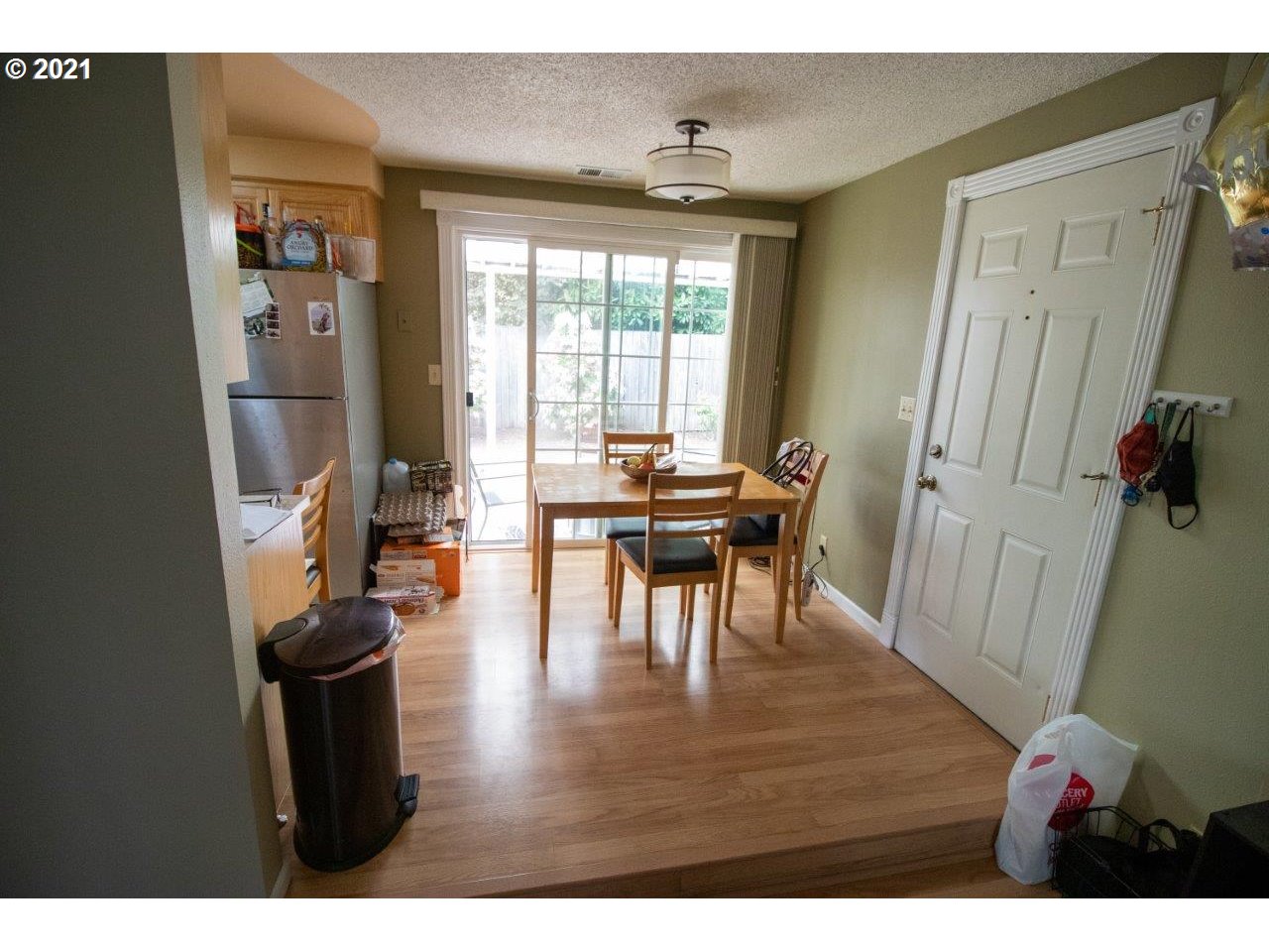 2440 Dornoch Street Springfield, OR 97477 - Photo 6 of 27