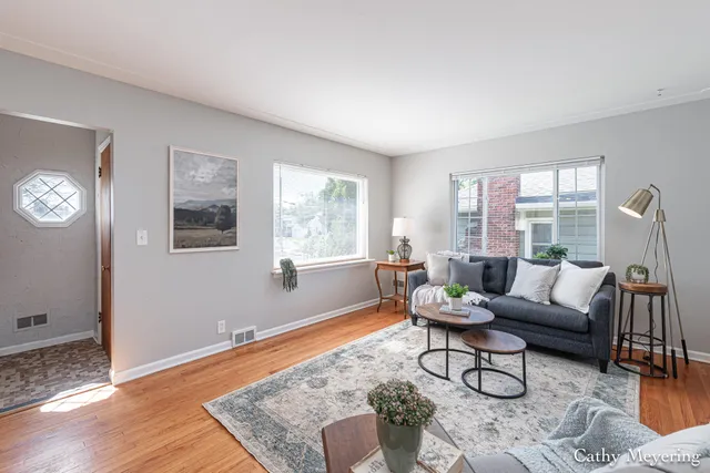 $349,900 | 809 Everglade Drive Southeast, Grand Rapids, MI 49507