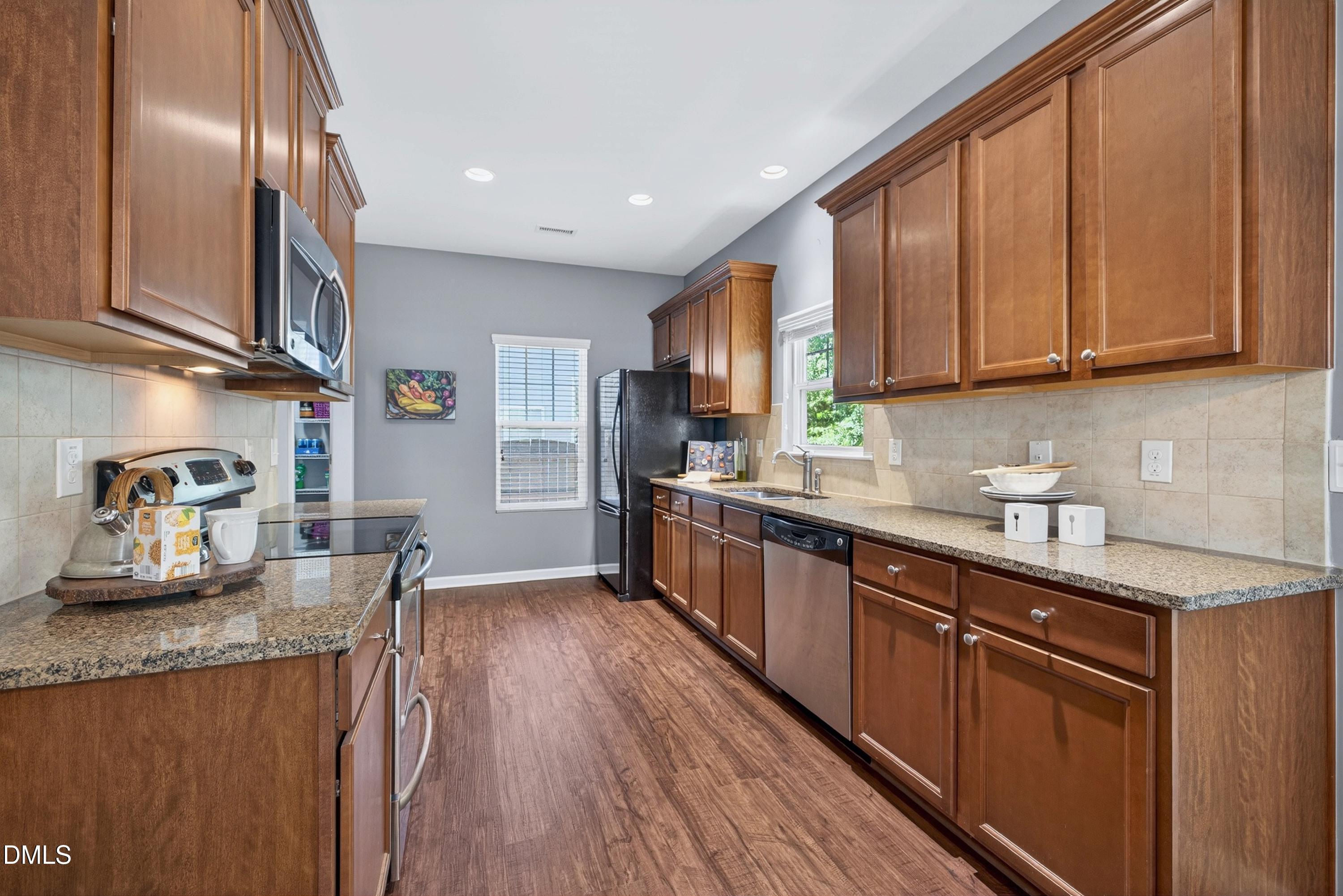 644 Smith Ridge Way Fuquay-Varina, NC 27526 - Photo 15 of 49 _B5A2798-3000